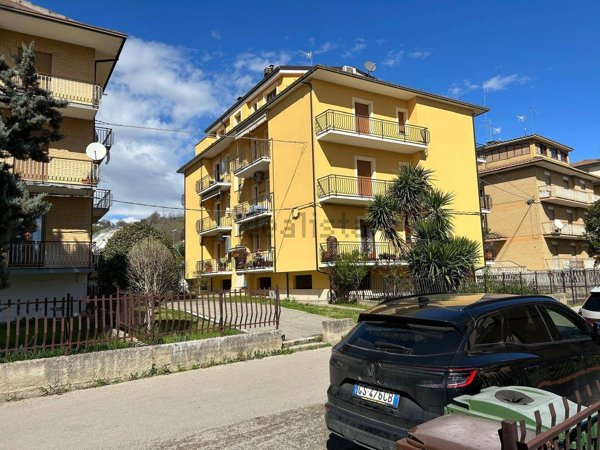 appartamento in vendita ad Ascoli Piceno