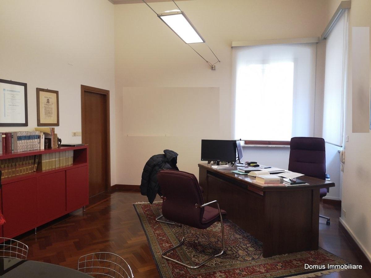 appartamento in vendita ad Ascoli Piceno in zona Centro Storico