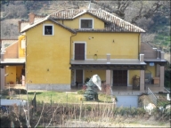 casa indipendente in vendita ad Ascoli Piceno