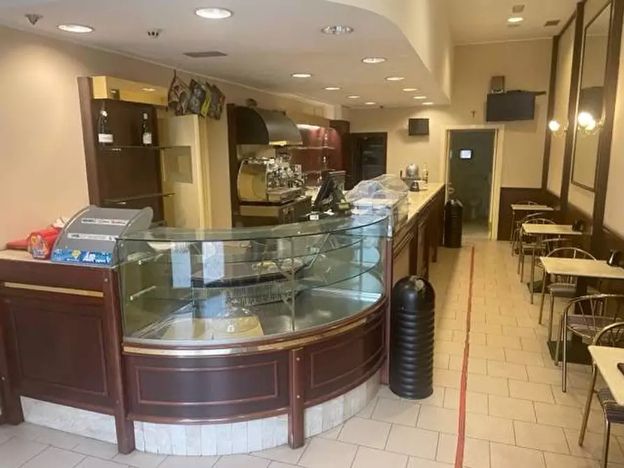 negozio in vendita ad Ascoli Piceno in zona Centro Storico