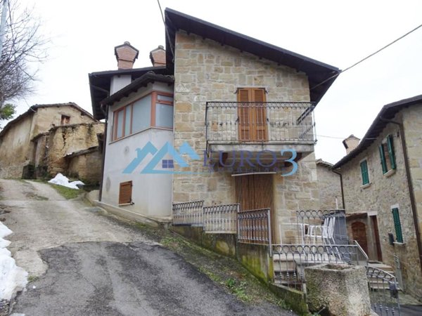 casa indipendente in vendita ad Ascoli Piceno in zona Venagrande