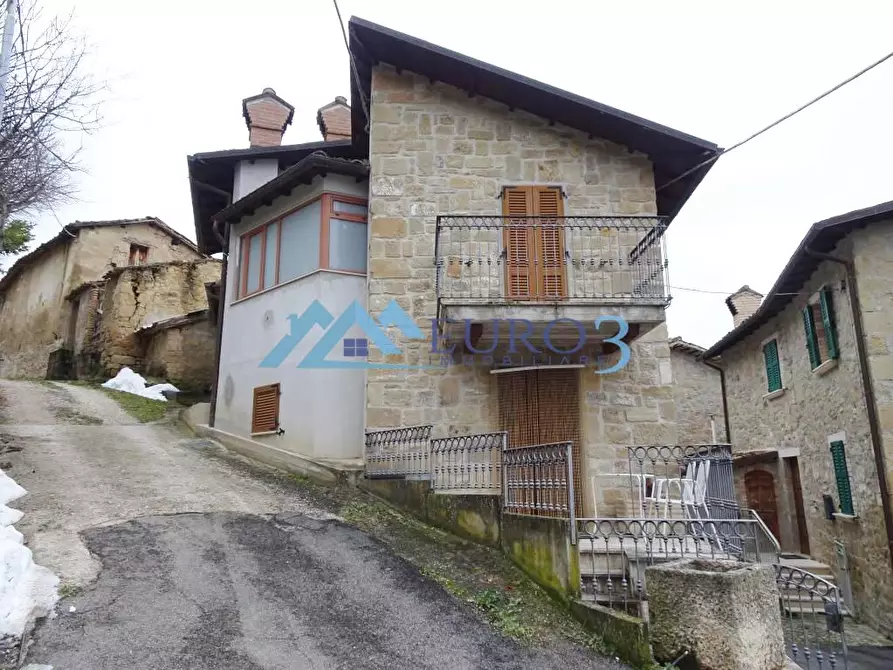 casa indipendente in vendita ad Ascoli Piceno in zona Venagrande