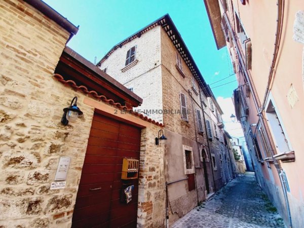 appartamento in vendita ad Ascoli Piceno in zona Centro Storico