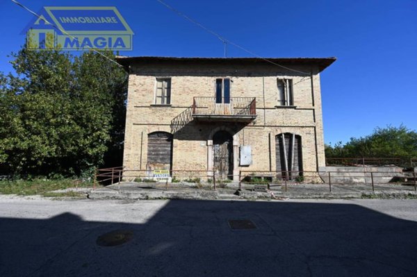 casa indipendente in vendita ad Ascoli Piceno in zona Villa Sant'Antonio