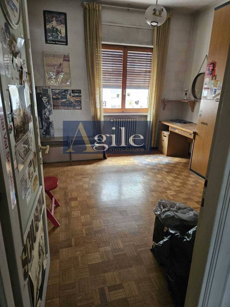 casa indipendente in vendita ad Ascoli Piceno in zona Piazza Immacolata