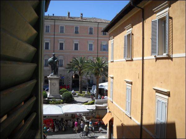 appartamento in vendita ad Ascoli Piceno
