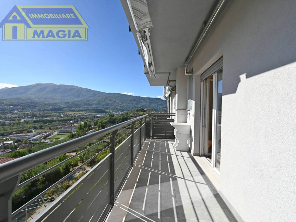 appartamento in vendita ad Ascoli Piceno in zona Poggio di Bretta