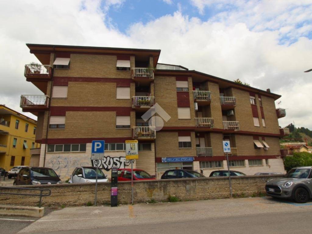 appartamento in vendita ad Ascoli Piceno in zona Campo Parignano