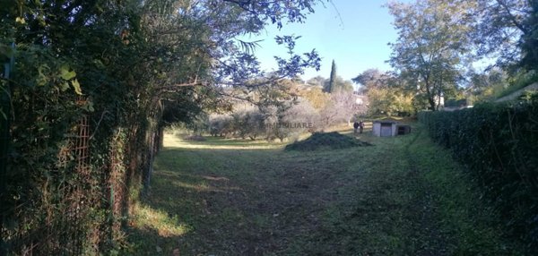 casa indipendente in vendita ad Ascoli Piceno in zona Borgo Solestà