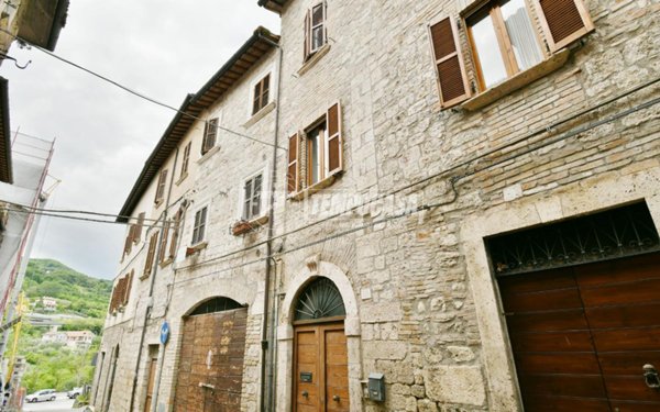 appartamento in vendita ad Ascoli Piceno in zona Centro Storico