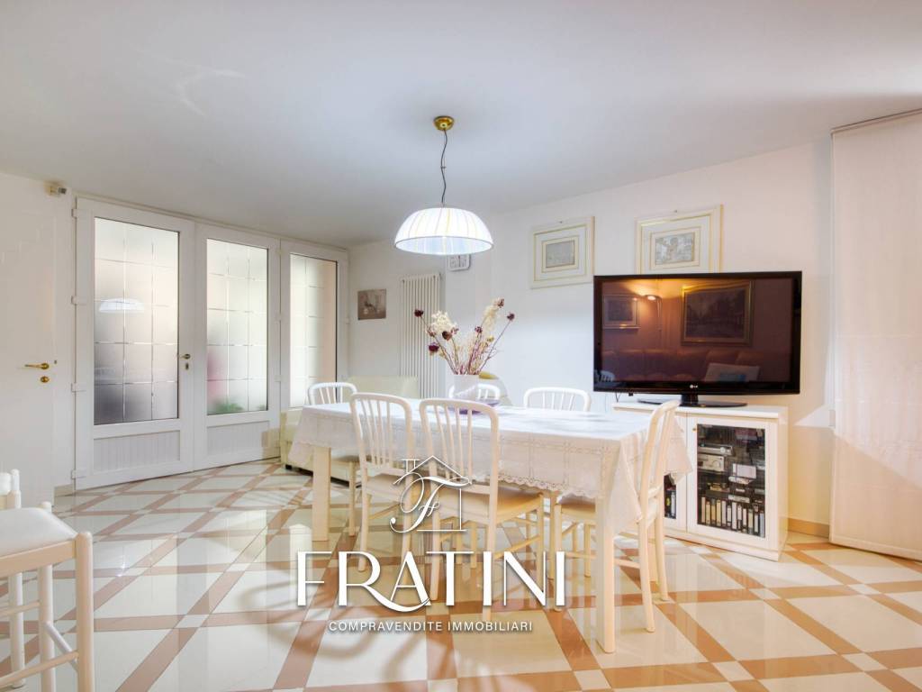 casa indipendente in vendita ad Ascoli Piceno in zona Monticelli