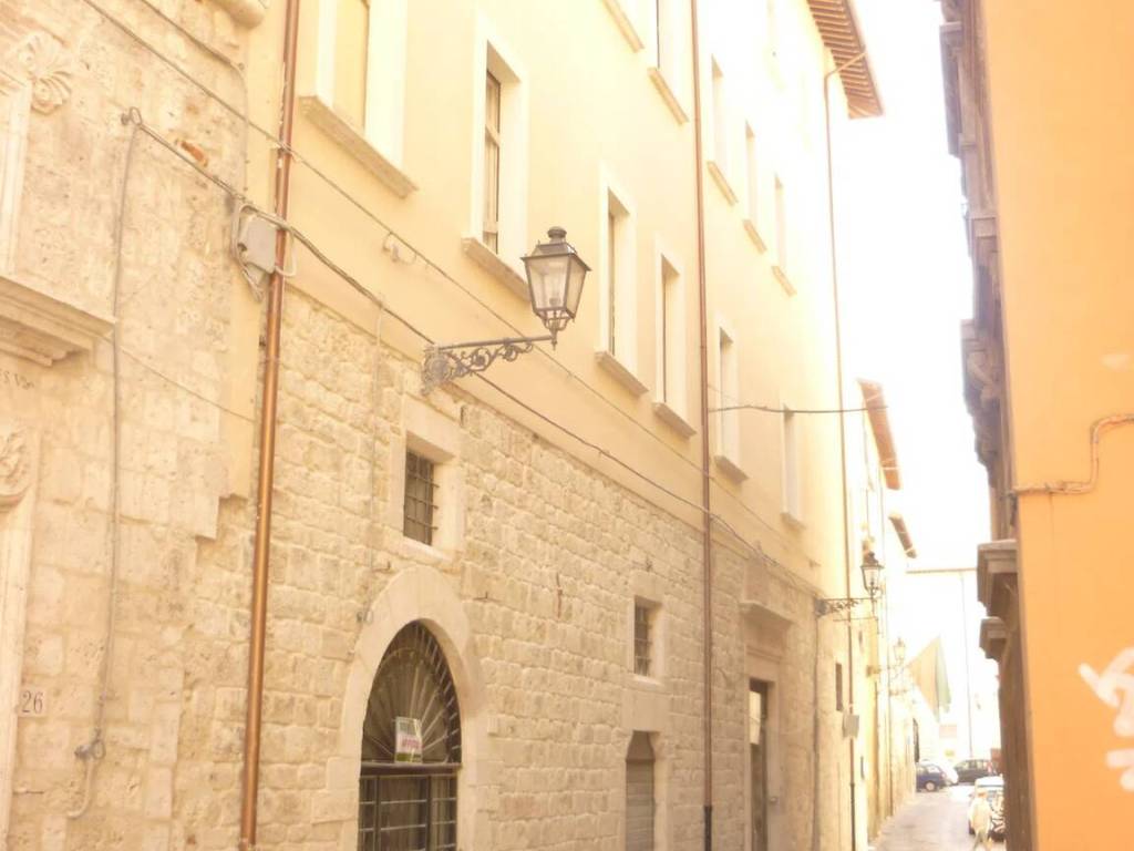 appartamento in vendita ad Ascoli Piceno