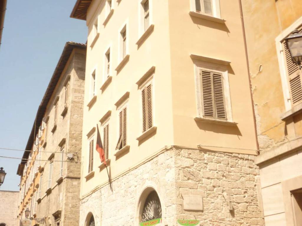 appartamento in vendita ad Ascoli Piceno