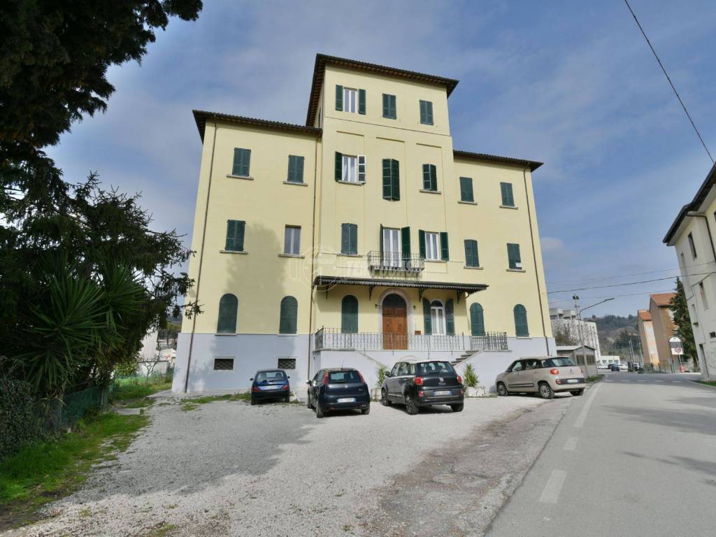 appartamento in vendita ad Ascoli Piceno