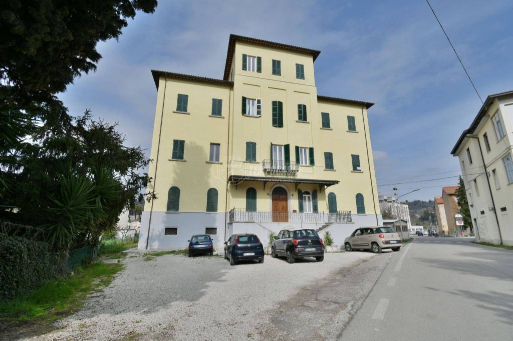 appartamento in vendita ad Ascoli Piceno