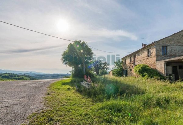 casale in vendita ad Ascoli Piceno