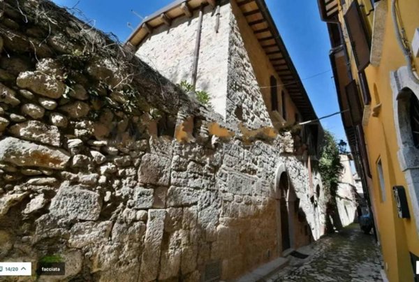 appartamento in vendita ad Ascoli Piceno