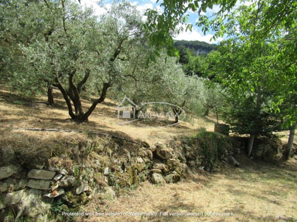 casa indipendente in vendita ad Ascoli Piceno in zona Croce di Tolignano