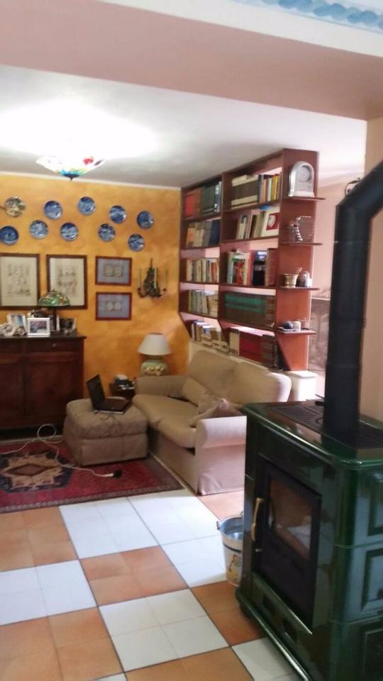 casa indipendente in vendita ad Ascoli Piceno in zona Colonnata