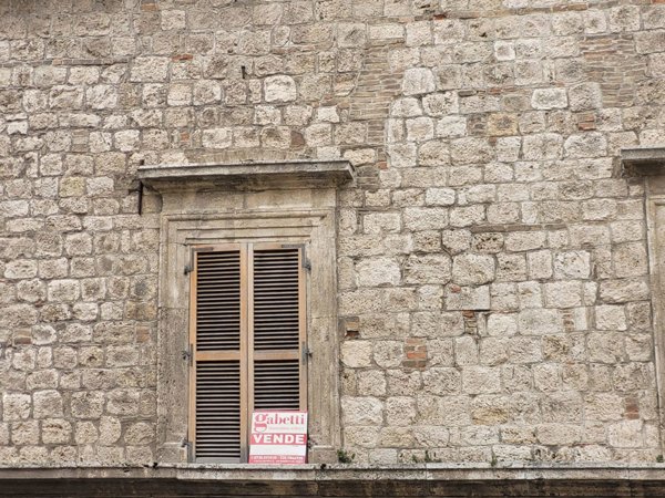 intera palazzina in vendita ad Ascoli Piceno in zona Centro Storico