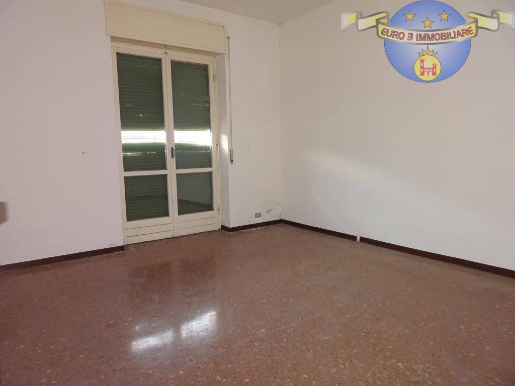 appartamento in vendita ad Ascoli Piceno in zona Mozzano