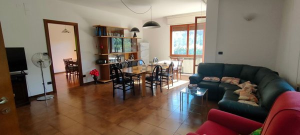 casa indipendente in vendita ad Ascoli Piceno in zona Monticelli