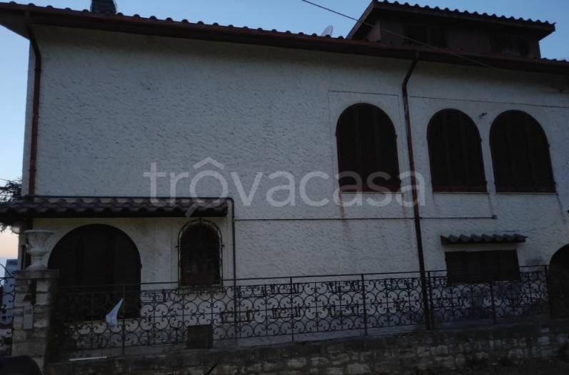 casa indipendente in vendita ad Ascoli Piceno in zona Monticelli