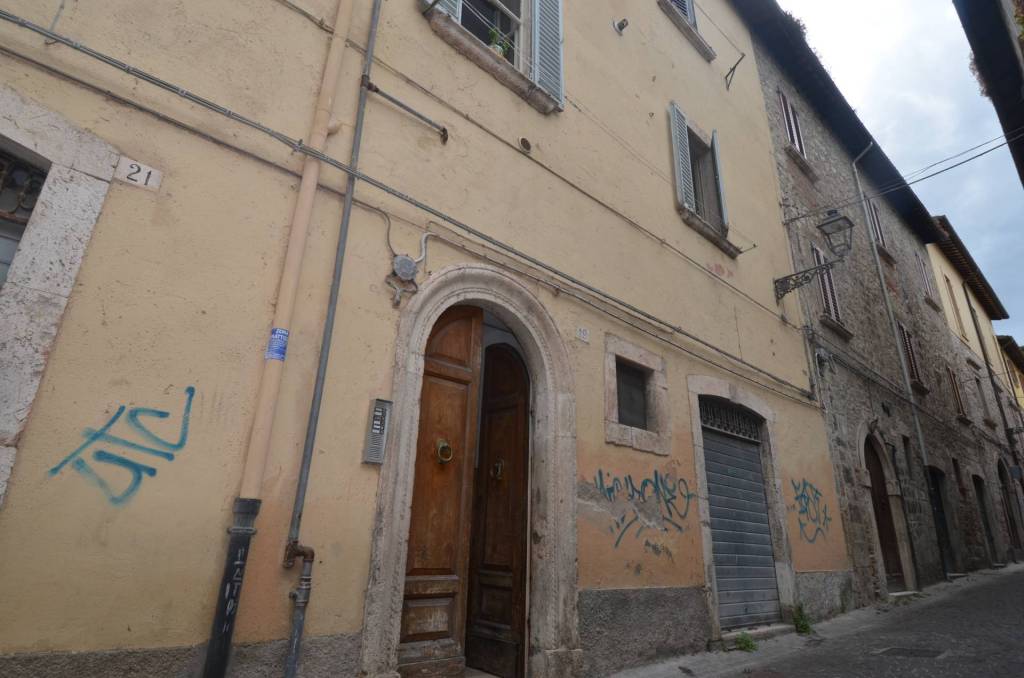 appartamento in vendita ad Ascoli Piceno in zona Centro Storico