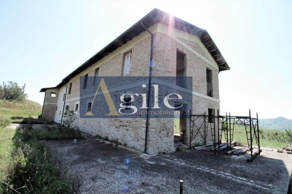casale in vendita ad Ascoli Piceno
