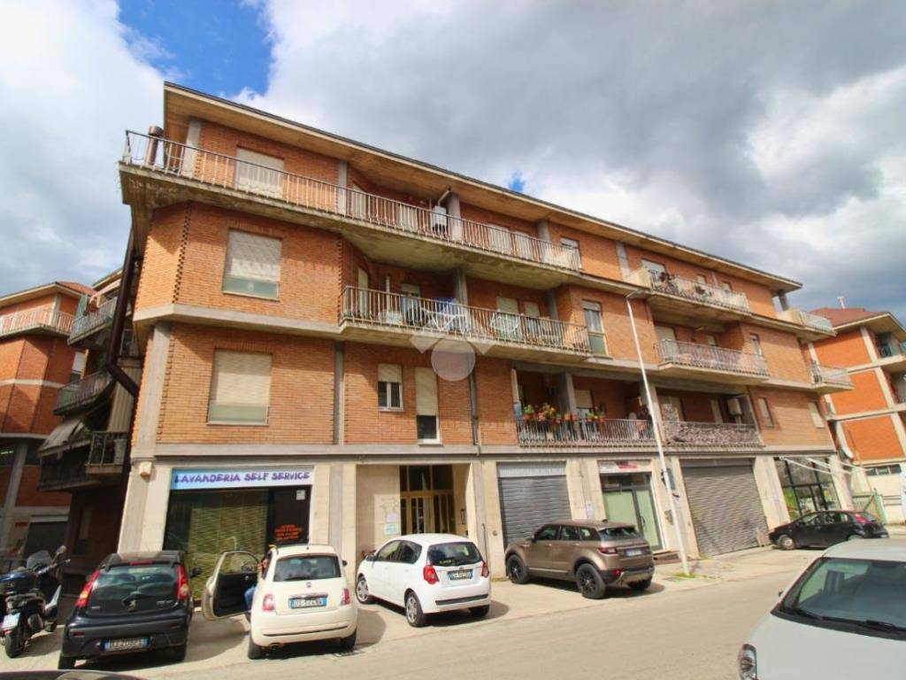 appartamento in vendita ad Ascoli Piceno in zona Borgo Solestà