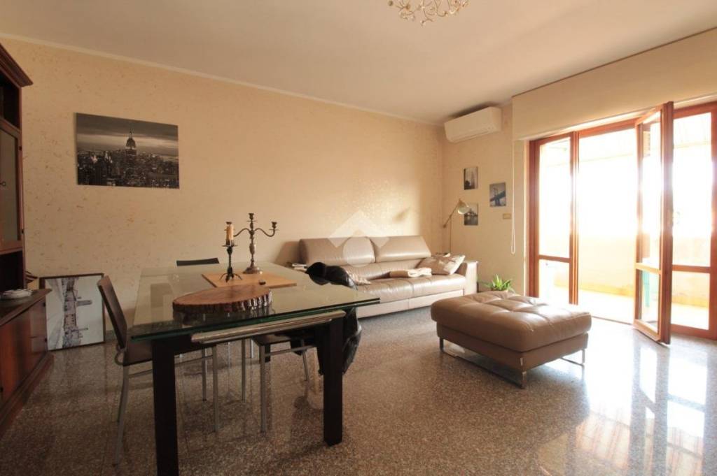 appartamento in vendita ad Ascoli Piceno in zona Monticelli