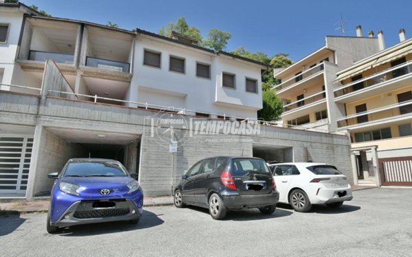 casa indipendente in vendita ad Ascoli Piceno in zona Porta Maggiore
