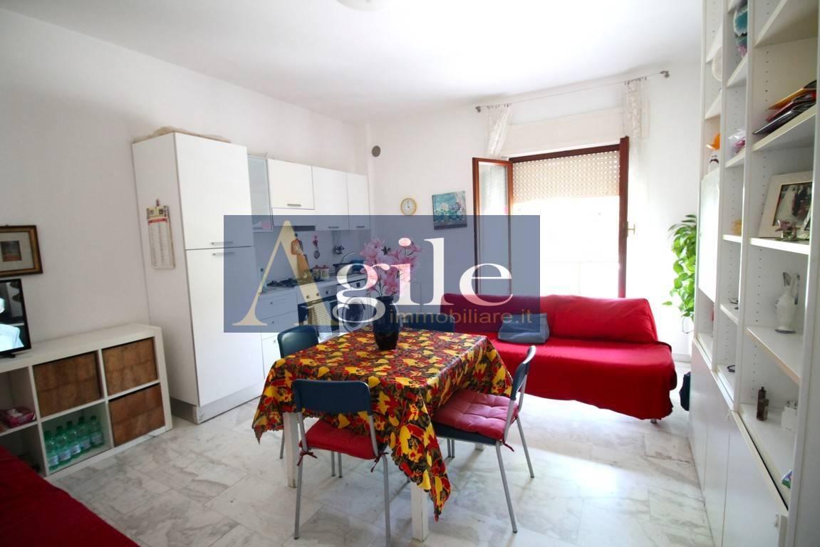 appartamento in vendita ad Ascoli Piceno in zona Piazza Immacolata