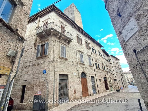appartamento in vendita ad Ascoli Piceno in zona Centro Storico