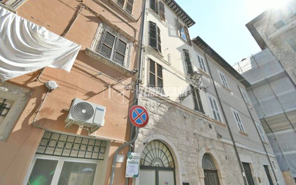 appartamento in vendita ad Ascoli Piceno in zona Centro Storico