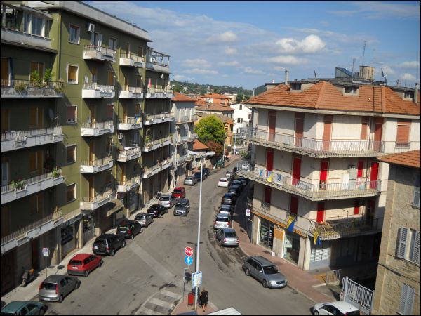 appartamento in vendita ad Ascoli Piceno in zona Borgo Solestà