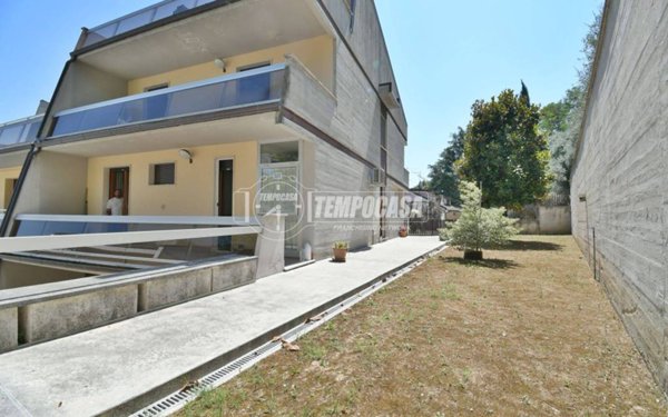 casa indipendente in vendita ad Ascoli Piceno in zona Porta Maggiore