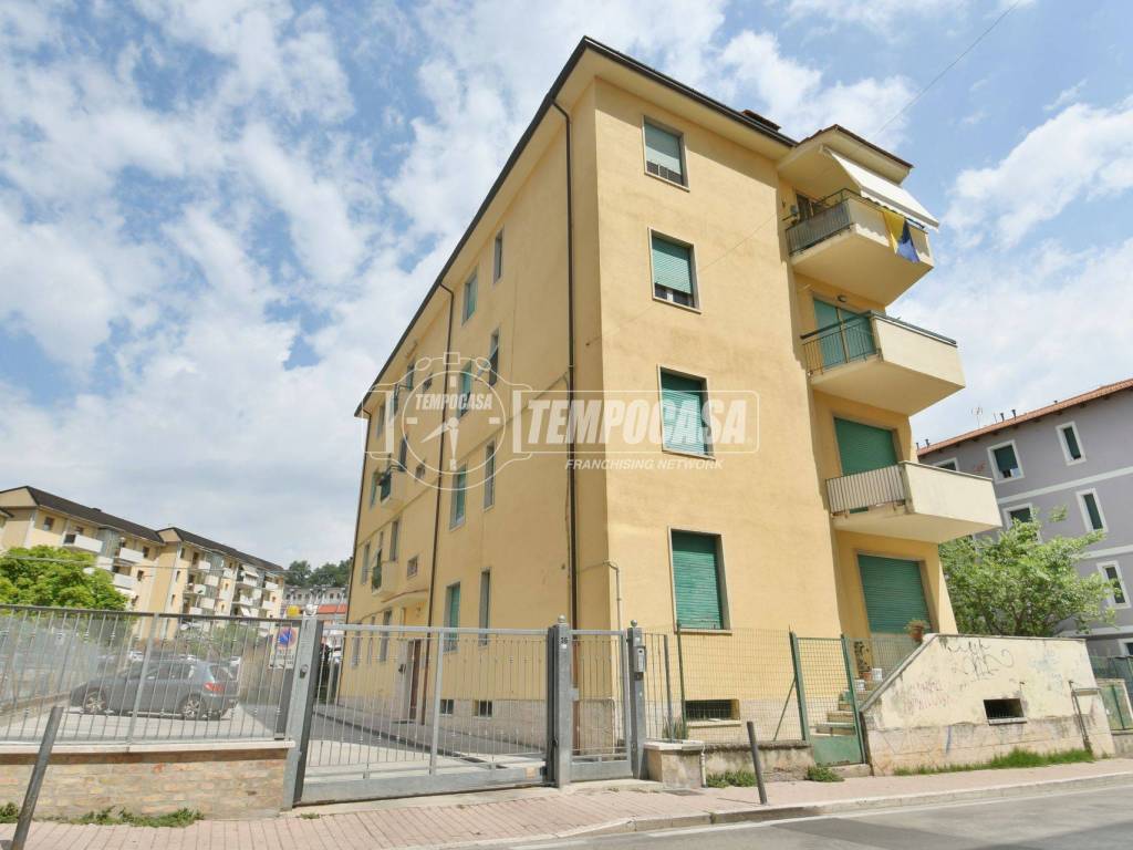 appartamento in vendita ad Ascoli Piceno