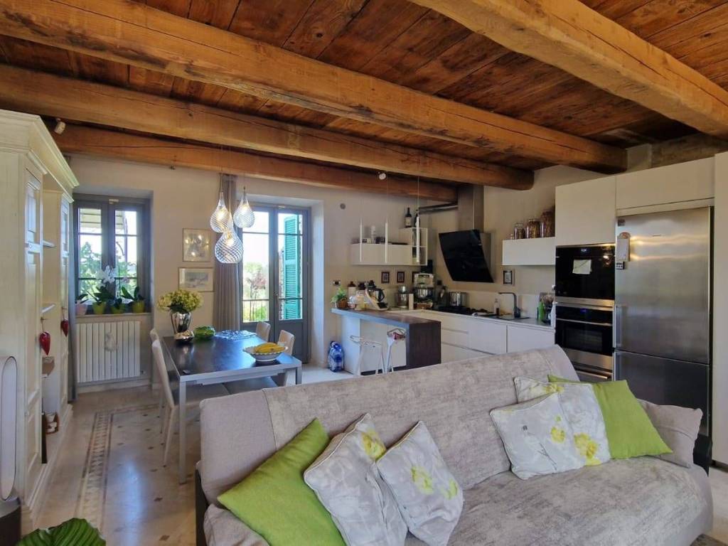 appartamento in vendita ad Ascoli Piceno in zona Croce di Tolignano
