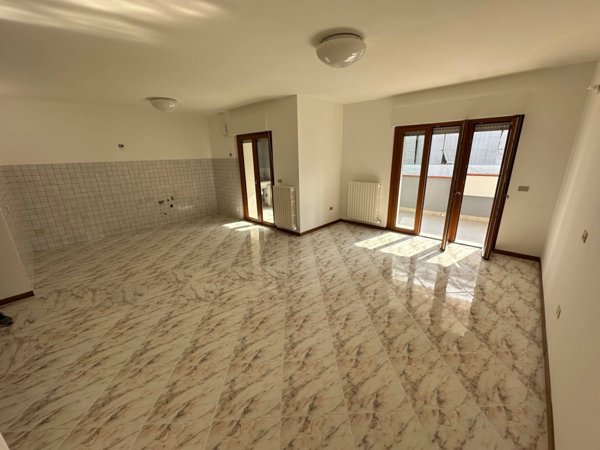 appartamento in vendita ad Ascoli Piceno in zona Brecciarolo