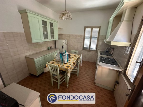 casa semindipendente in vendita ad Ascoli Piceno in zona Centro Storico