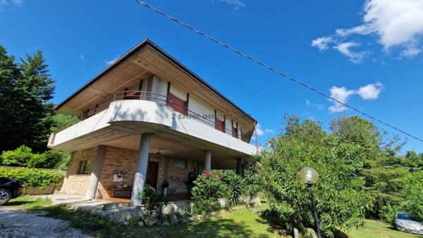 casa indipendente in vendita ad Ascoli Piceno