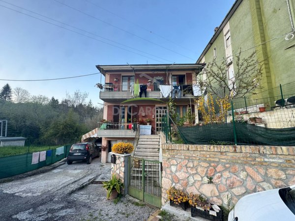casa indipendente in vendita ad Ascoli Piceno in zona Valle Fiorana