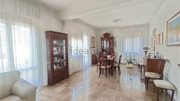 appartamento in vendita ad Ascoli Piceno in zona Borgo Solestà