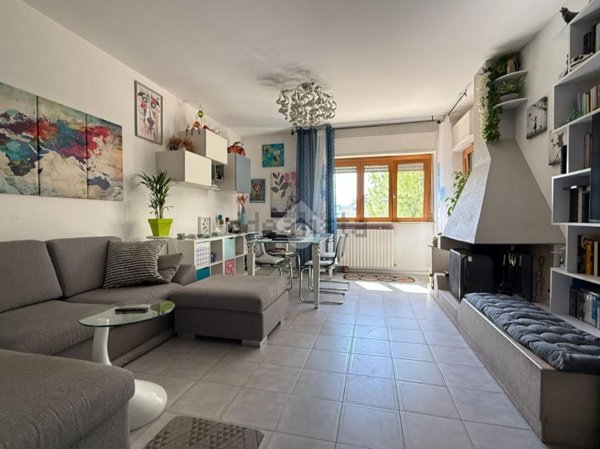 appartamento in vendita ad Ascoli Piceno in zona Monticelli