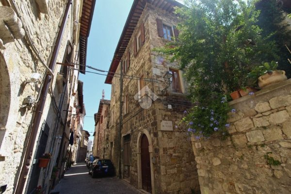 appartamento in vendita ad Ascoli Piceno in zona Centro Storico