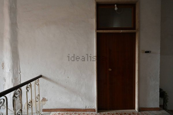 appartamento in vendita ad Ascoli Piceno in zona Borgo Solestà