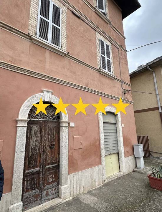 appartamento in vendita ad Ascoli Piceno