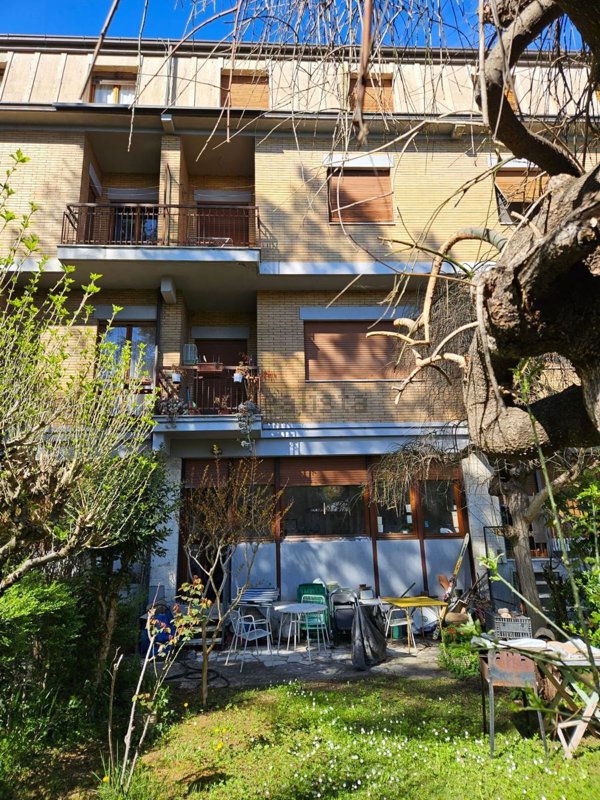 casa indipendente in vendita ad Ascoli Piceno