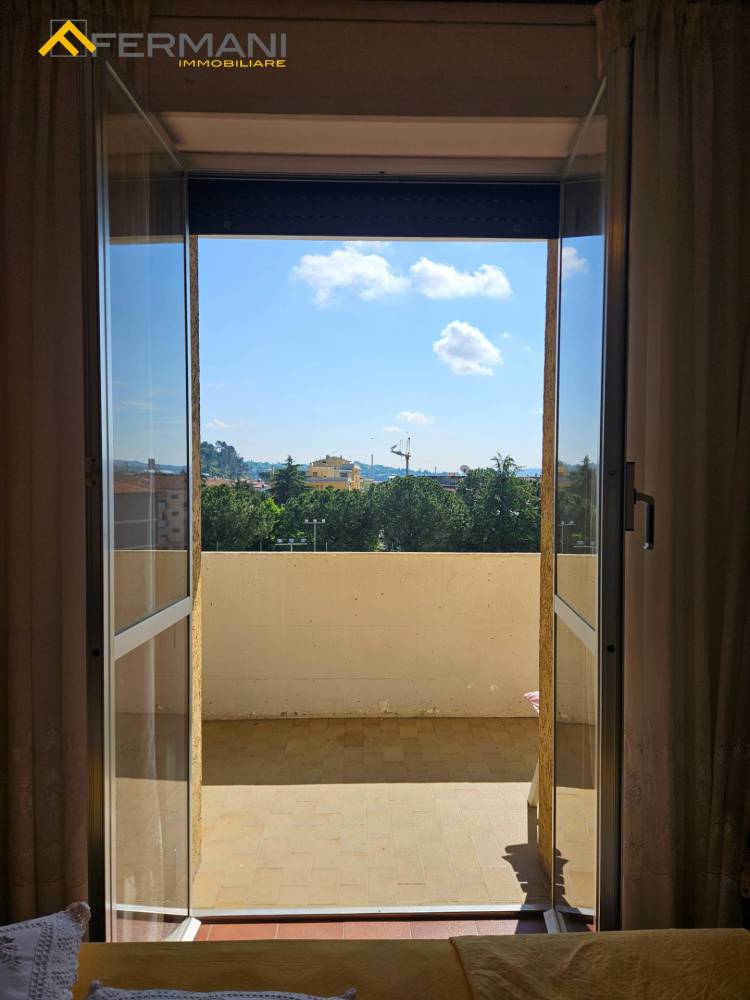 appartamento in vendita ad Ascoli Piceno in zona Borgo Solestà